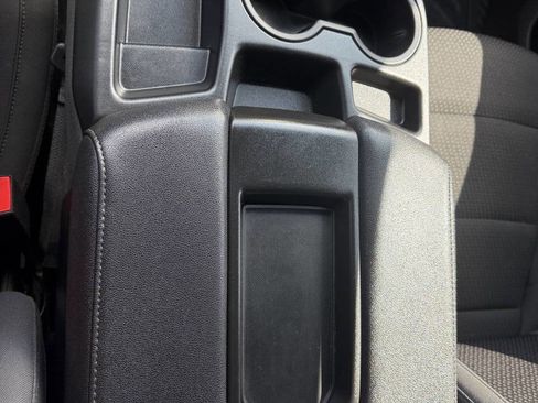 Used 2024 Chevrolet Silverado 2500 W/T image 18