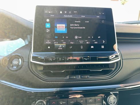 New 2026 Jeep Compass Limited image 22