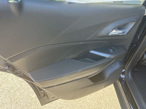New 2026 Chevrolet Trax LT w/ Sunroof Package FWD image 14