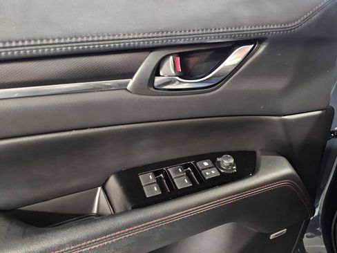 Used 2021 MAZDA CX-5 Carbon Edition image 32