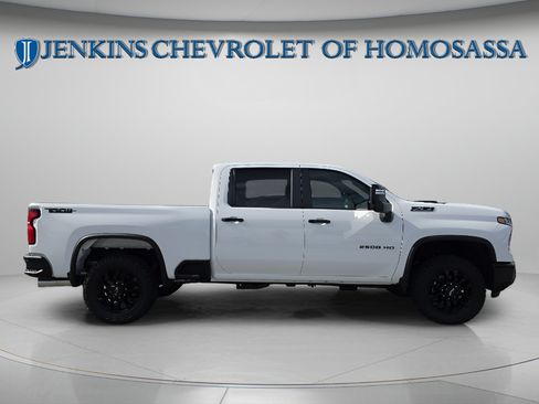 New 2026 Chevrolet Silverado 2500 LT w/ Trail Boss Package AWD/4WD image 3