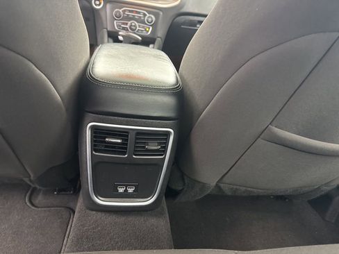 Used 2022 Dodge Charger SXT w/ Driver Convenience Group AWD/4WD image 30