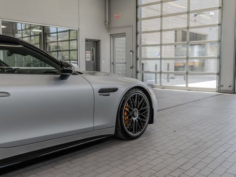New 2026 Mercedes-Benz SL 63 AMG S e Performance 4MATIC image 34