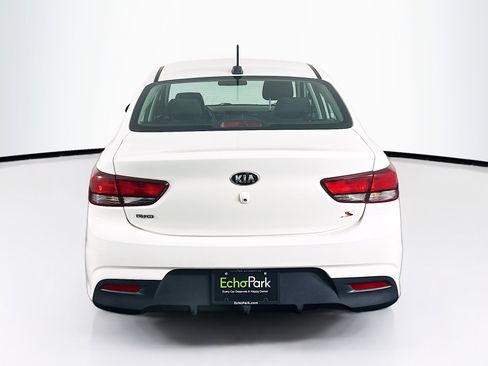 Used 2018 Kia Rio S image 7