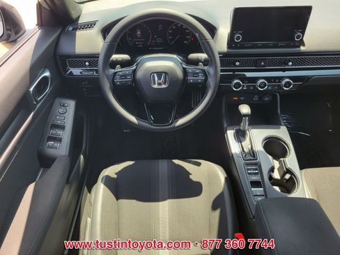 Used 2022 Honda Civic Sport image 12
