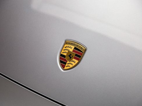 Certified 2025 Porsche 911 Carrera 4 GTS AWD/4WD image 12