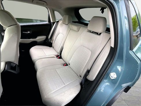 Used 2025 Honda HR-V LX image 18
