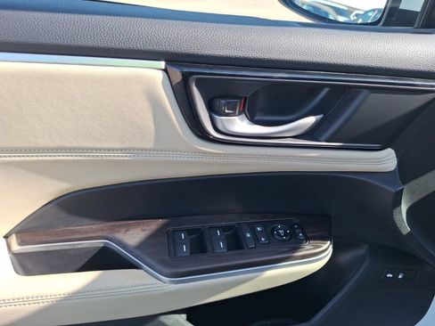 Used 2019 Honda Clarity Plug-In Hybrid image 19