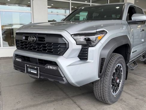 New 2026 Toyota Tacoma TRD Off-Road AWD/4WD image 3