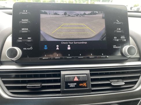 Used 2019 Honda Accord LX image 22