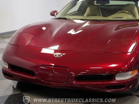 Used 2003 Chevrolet Corvette Convertible w/ Preferred Equipment Group1 RWD image 20