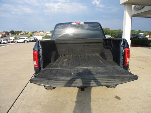 Used 2017 Ford F150 XLT w/ Trailer Tow Package image 10