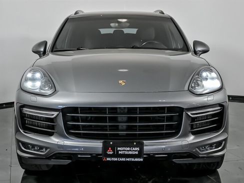 Used 2017 Porsche Cayenne GTS AWD/4WD image 4