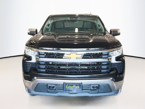 Used 2023 Chevrolet Silverado 1500 LT w/ Protection Package AWD/4WD image 2