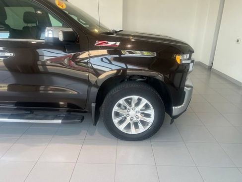 Used 2019 Chevrolet Silverado 1500 LTZ w/ LTZ Premium Package AWD/4WD image 11