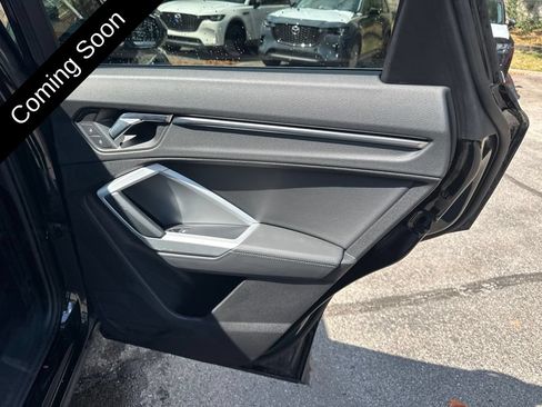 Used 2020 Audi Q3 2.0T Premium w/ Convenience Package AWD/4WD image 12