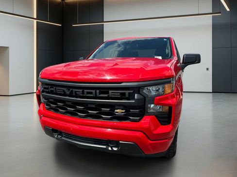 Used 2023 Chevrolet Silverado 1500 Custom AWD/4WD image 11