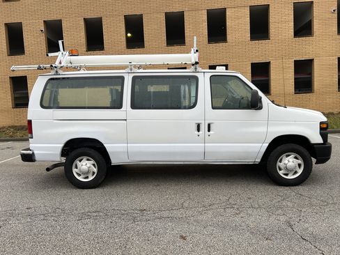 Used 2008 Ford E-350 and Econoline 350 Super Duty image 9