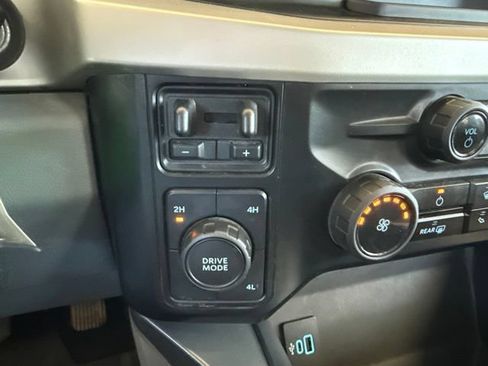 Used 2024 Ford F350 XLT w/ FX4 Off-Road Package AWD/4WD image 19