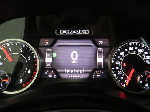 Used 2020 RAM 3500 Laramie image 26