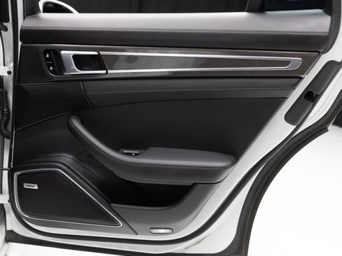 Used 2020 Porsche Panamera GTS w/ Premium Package Plus image 63