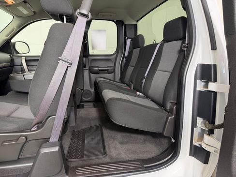 Used 2010 GMC Sierra 1500 SLE w/ Power Pack Plus AWD/4WD image 20