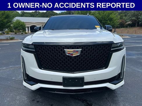 Used 2021 Cadillac Escalade ESV Premium Luxury w/ Performance Package RWD image 12