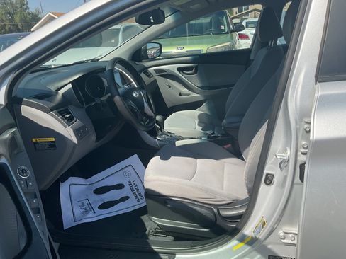 Used 2013 Hyundai Elantra GLS w/ Preferred Pkg FWD image 13