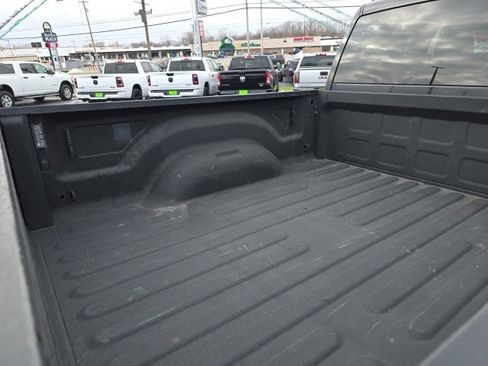 Used 2024 RAM 2500 Big Horn w/ Night Edition image 7