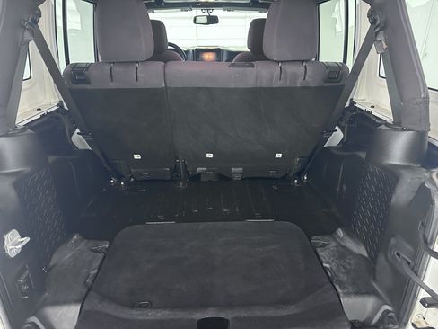 Used 2014 Jeep Wrangler Unlimited Sport w/ Quick Order Package 24S AWD/4WD image 24