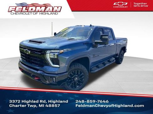 Used 2025 Chevrolet Silverado 2500 LTZ w/ LTZ Plus Package AWD/4WD image 1