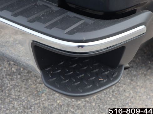 Used 2018 Chevrolet Silverado 1500 LT w/ All Star Edition image 12