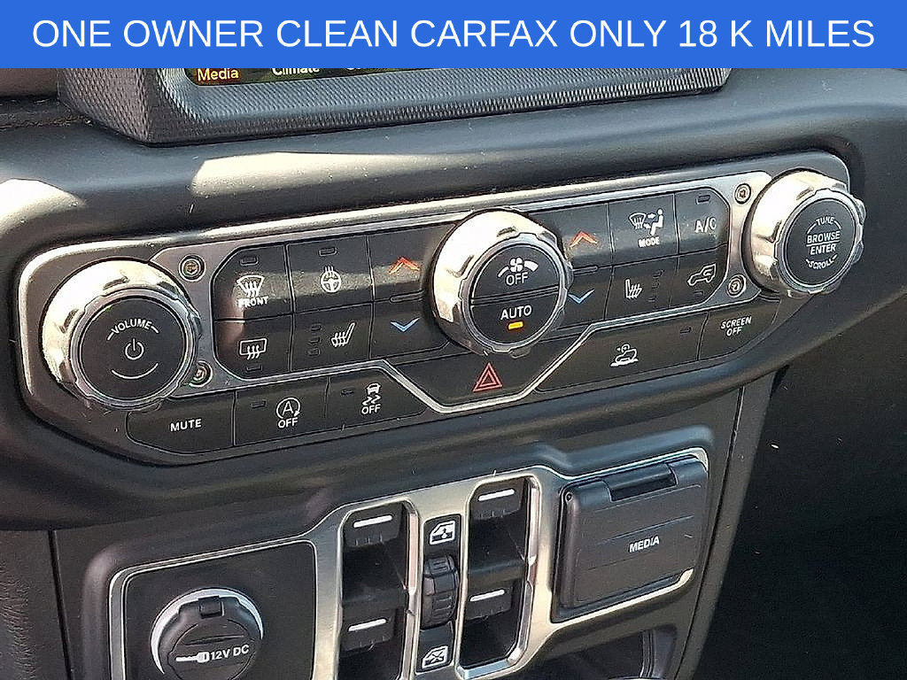 Used 2022 Jeep Wrangler Unlimited Sahara w/ Cold Weather Group AWD/4WD image 15
