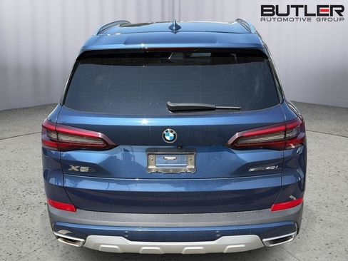 Used 2023 BMW X5 sDrive40i w/ Premium Package RWD image 9