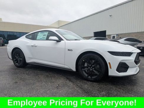 New 2026 Ford Mustang GT RWD image 3
