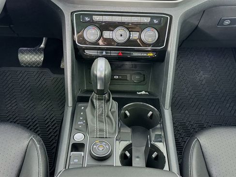 Used 2023 Volkswagen Atlas SEL image 35