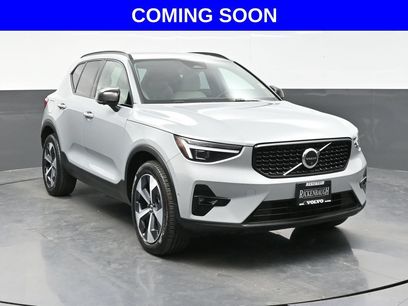 Used 2026 Volvo XC40 B5 Plus