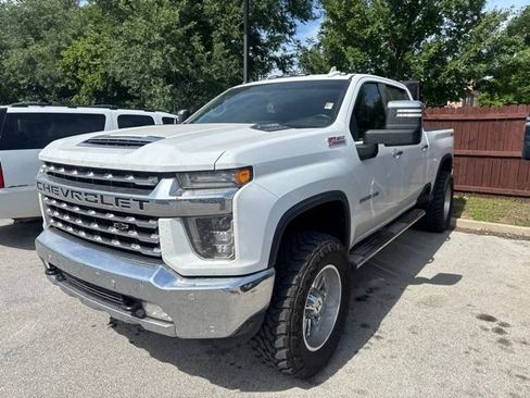 Used 2020 Chevrolet Silverado 2500 LTZ w/ LTZ Plus Package AWD/4WD image 3