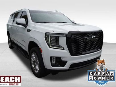 Used 2022 GMC Yukon XL SLT w/ SLT Luxury Package