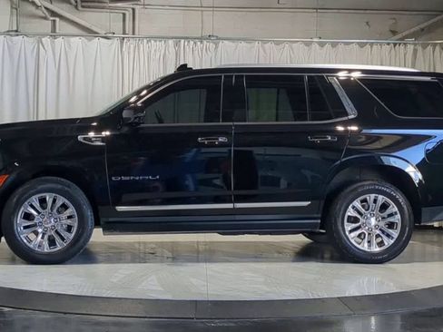 Used 2023 GMC Yukon Denali AWD/4WD image 6