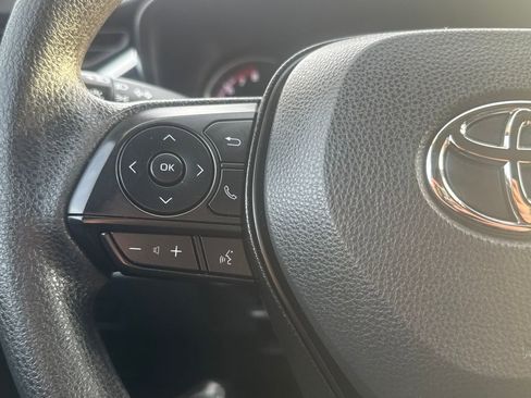 Used 2023 Toyota RAV4 LE image 19