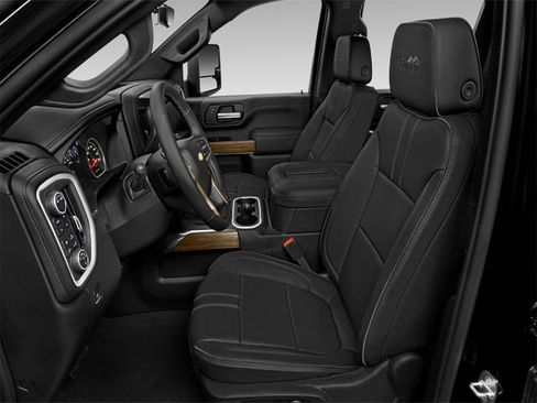 Used 2022 Chevrolet Silverado 2500 Custom w/ Custom Value Package AWD/4WD image 10