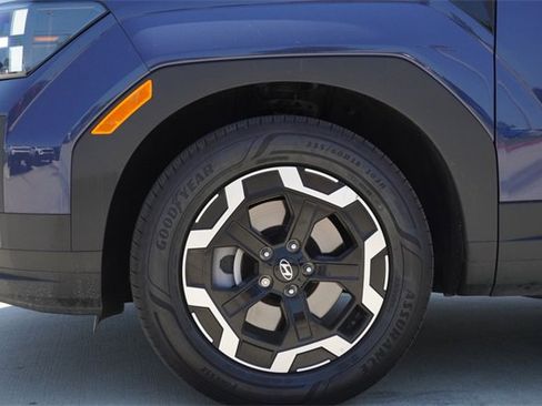 Used 2025 Hyundai Santa Fe SEL image 5