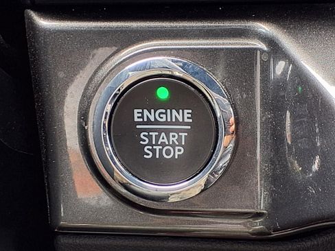 Used 2022 Ford F150 XLT w/ Equipment Group 302A High AWD/4WD image 6