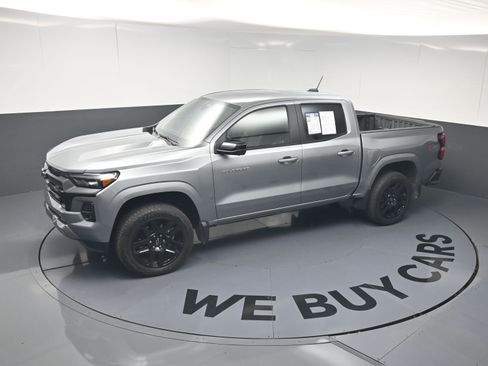 Used 2024 Chevrolet Colorado Z71 w/ Z71 Convenience Package 2 AWD/4WD image 29