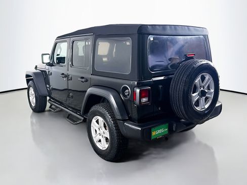 Used 2019 Jeep Wrangler Unlimited Sport S image 7