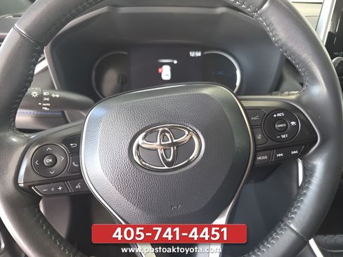 Used 2023 Toyota RAV4 SE AWD/4WD image 12