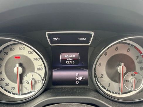 Used 2015 Mercedes-Benz GLA 250 4MATIC image 7