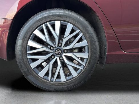 Certified 2024 Nissan Altima 2.5 SV image 13