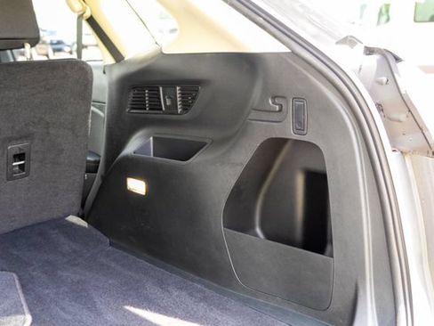 Used 2023 Ford Edge SE AWD/4WD image 44
